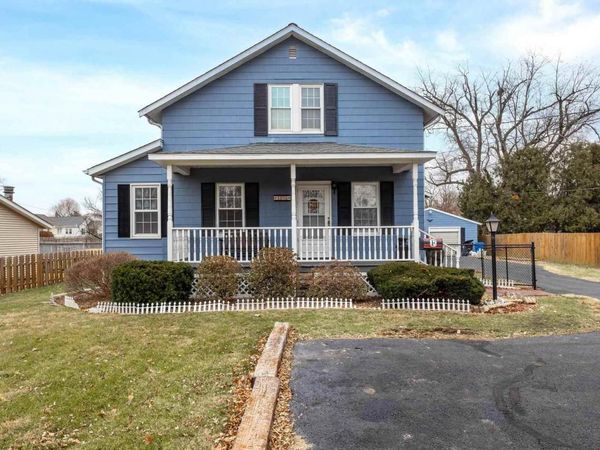 1806 41st Street , Moline, IL 61265