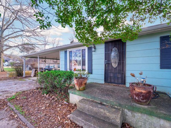 1716 E Boy Scout Road, Hixson 37343