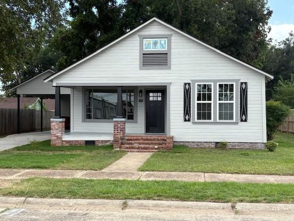 105 Pecan Street , Dardanelle, AR 72834