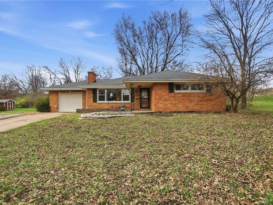 2113 Hilltop Road, Xenia, OH 45385 Photo 1