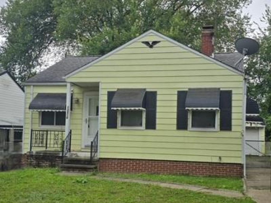 12516 Park Knoll Drive , Cleveland, OH 44125 Photo 1