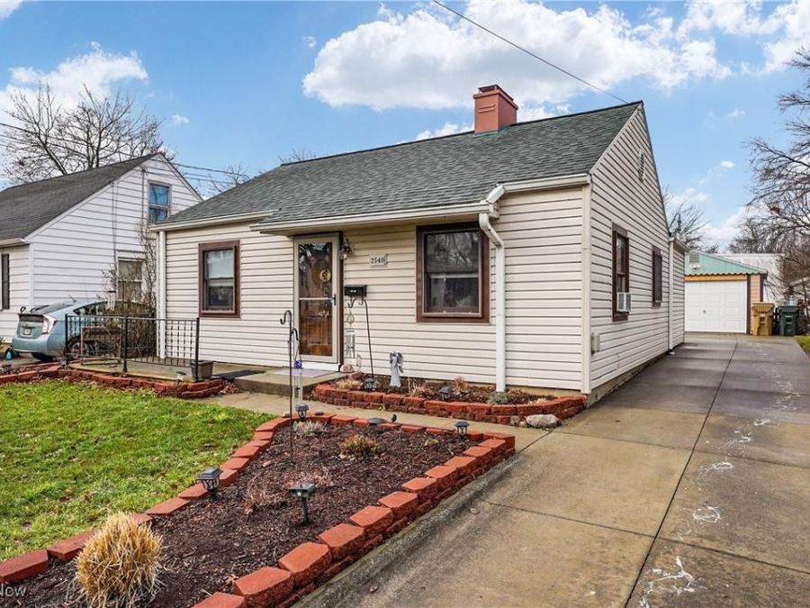 2540 11th Street , Cuyahoga Falls, OH 44221 Photo 1