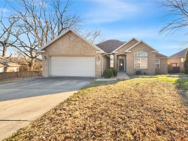 2701 SW 8th Street , Bentonville, AR 72712