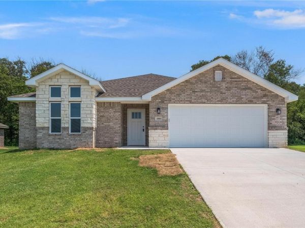 3503 N Wiley Drive , Siloam Springs, AR 72761