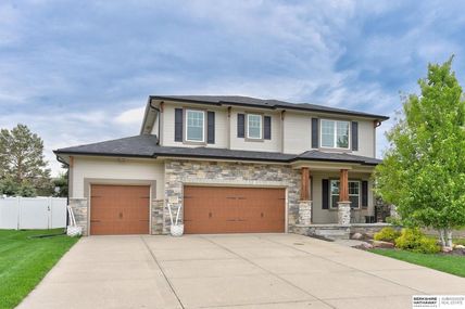 18337 Polk Street , Omaha, NE 68135