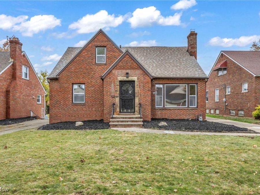 3955 Colony Road , Cleveland, OH 44118 Photo 1