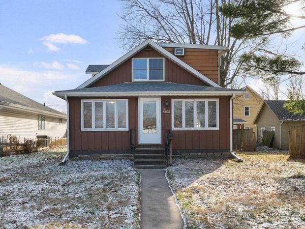 5108 6TH Avenue, Moline, IL 61265