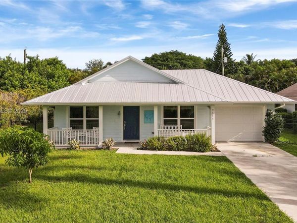 9155 SE Athena St , Hobe Sound, FL 33455