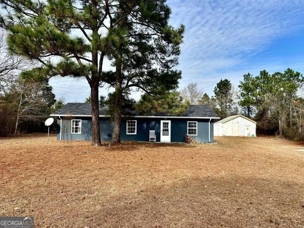 27 Owens Road, Butler, GA 31006