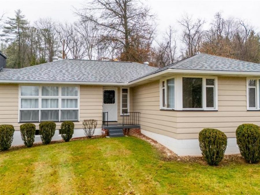 134 Carroll Drive , Saint Clairsville, OH 43950 Photo 1