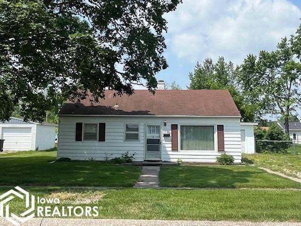 613 N Palm Avenue, Mount Pleasant, IA 52641