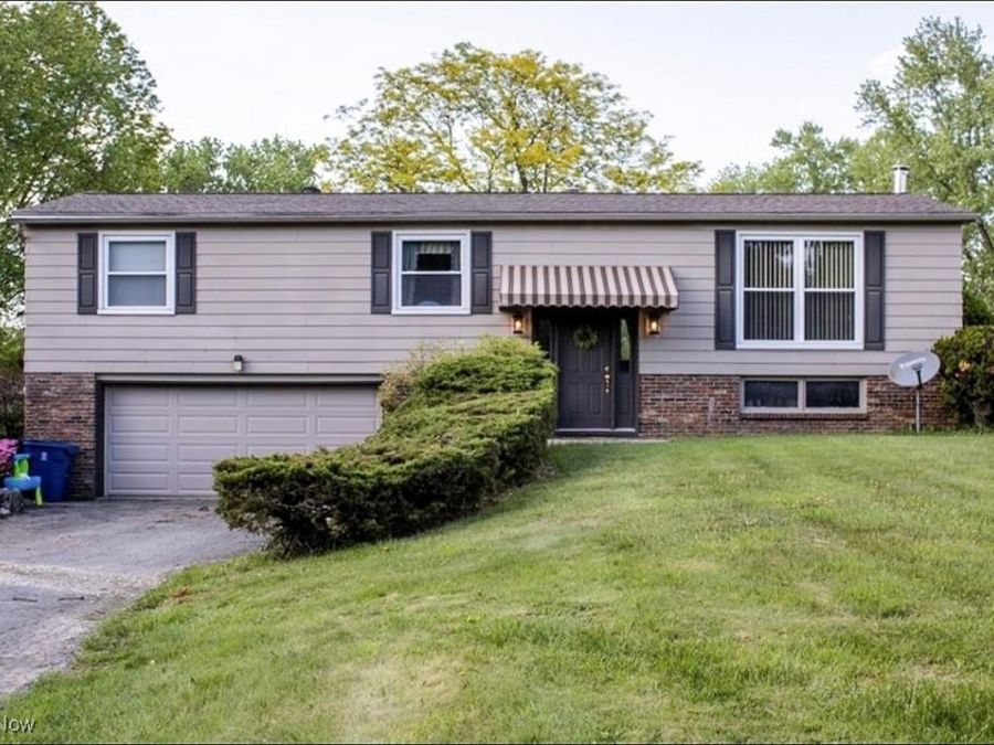 6333 Warren Sharon Road , Brookfield, OH 44403 Photo 1