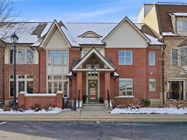 168 Vine Street , Unit 69, Westlake, OH 44145