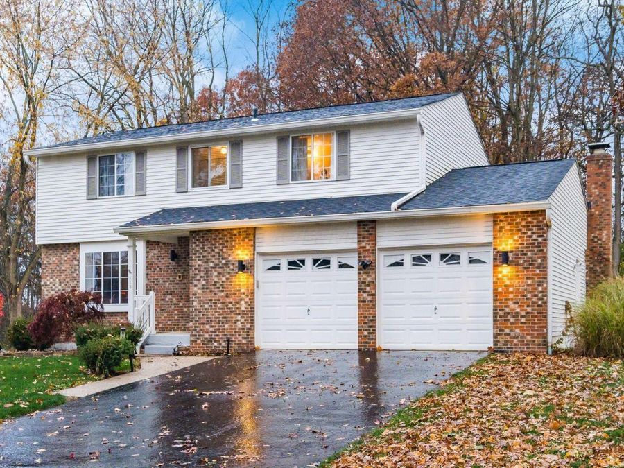 615 Vancouver Drive , Westerville, OH 43081 Photo 1