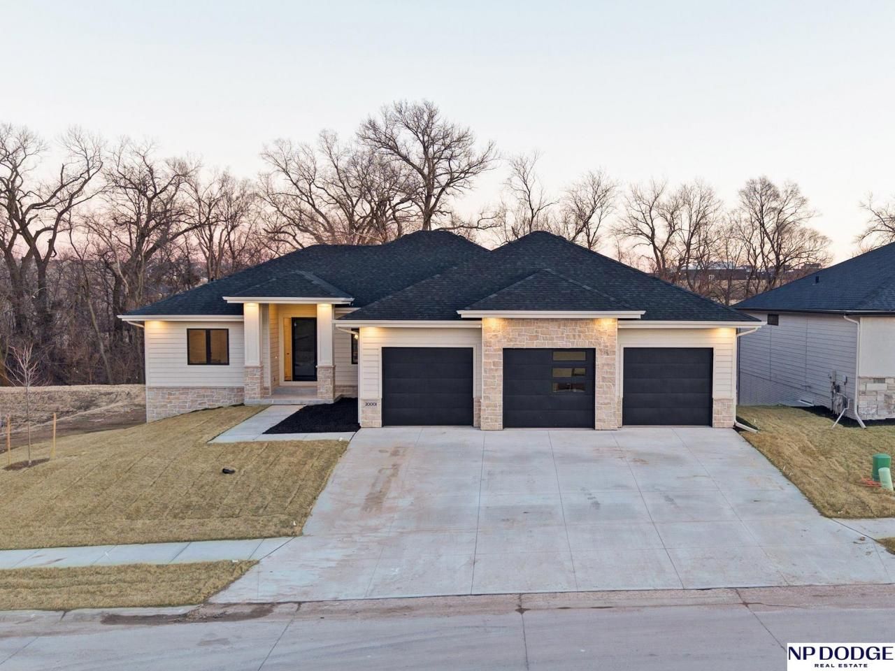 20001 V Street , Omaha, NE 68135