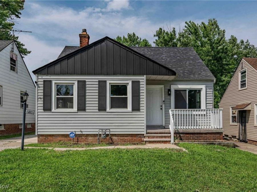 15803 Maplewood Avenue , Maple Heights, OH 44137 Photo 1