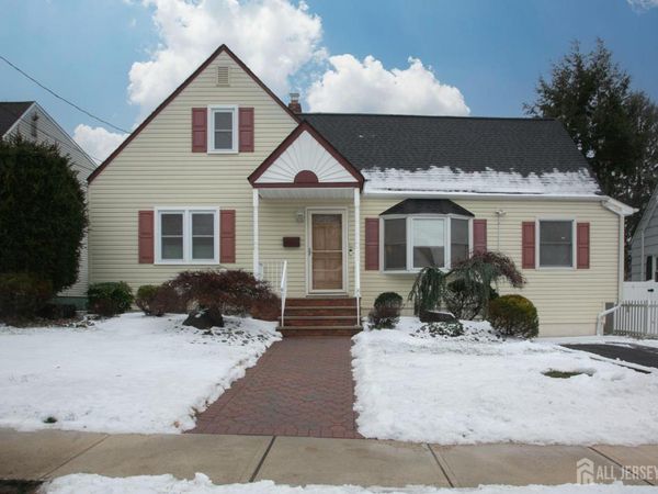 22 Mayfield Place , Metuchen, NJ 08840