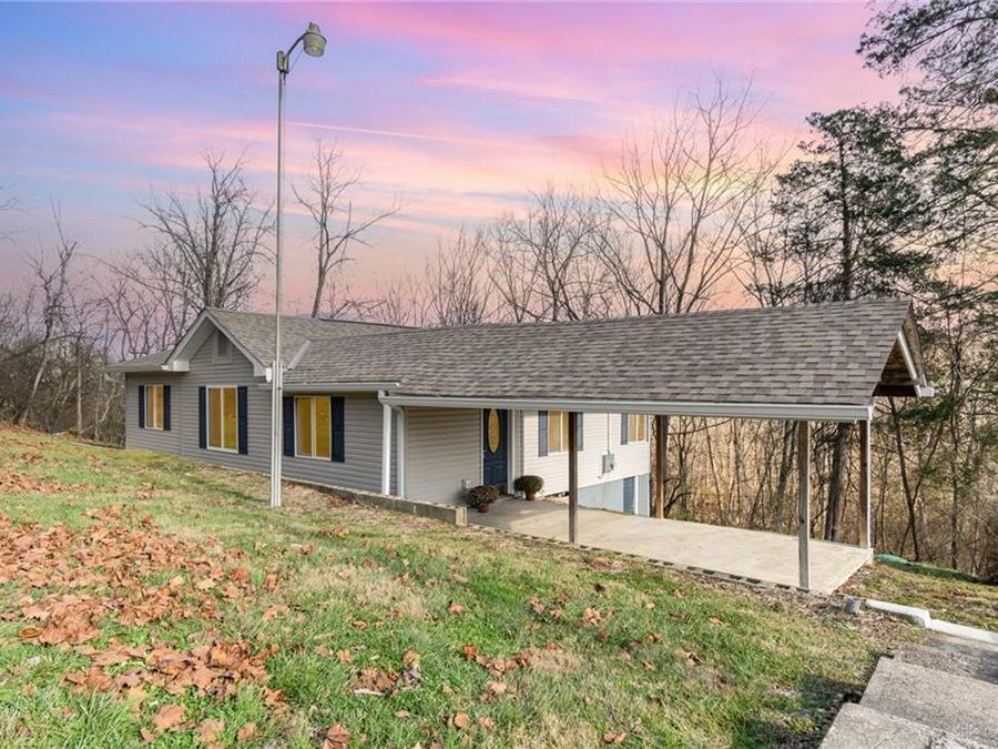 1942 Walnut Street, Loveland, OH 45140 Photo 1