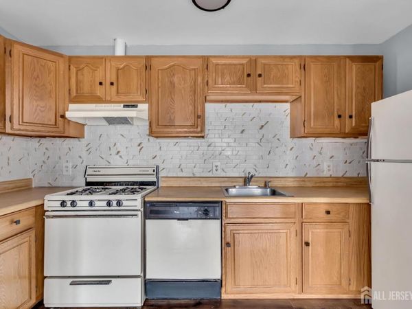 1595 E 2nd Street , Scotch Plains, NJ 07076