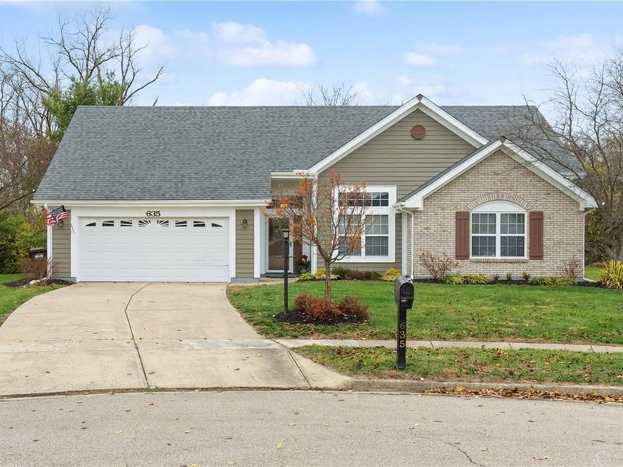 635 Breckenridge Way, Beavercreek, OH 45430 Photo 1