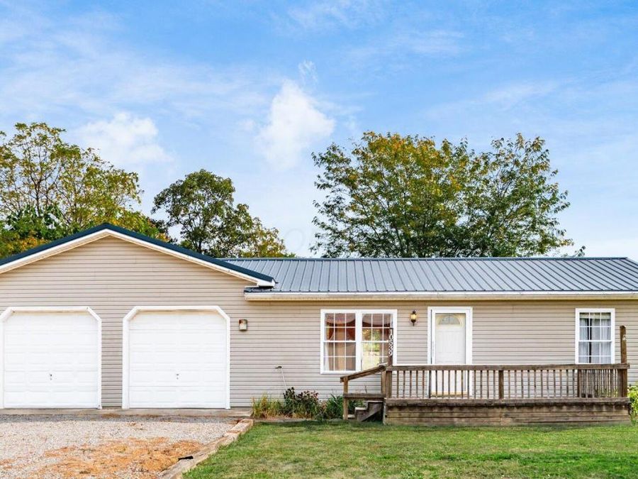 10539 Garrett Road SW, Amanda, OH 43102 Photo 1