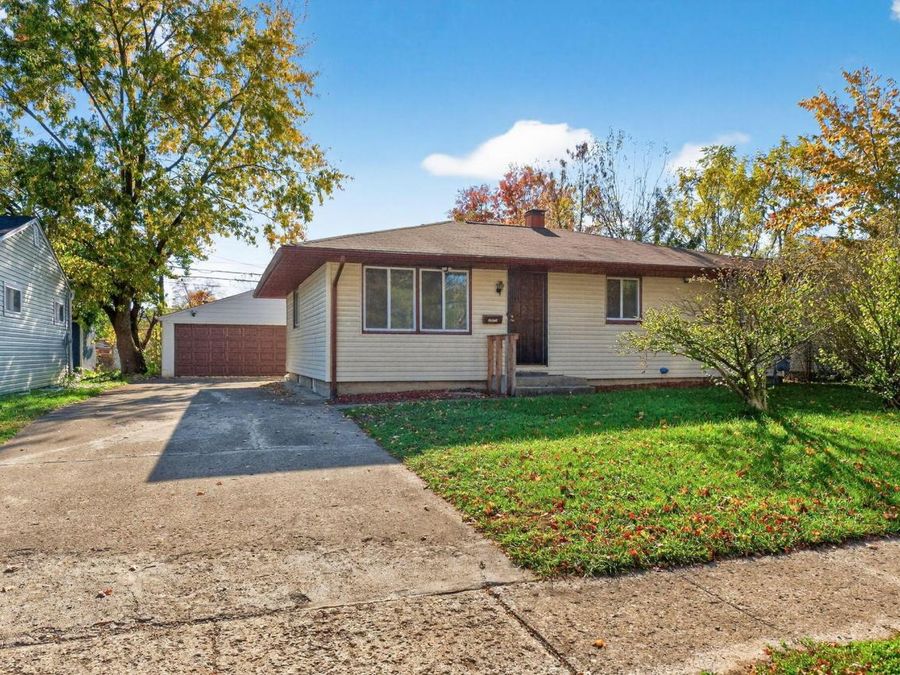 2579 Eakin Road, Columbus, OH 43204 Photo 1