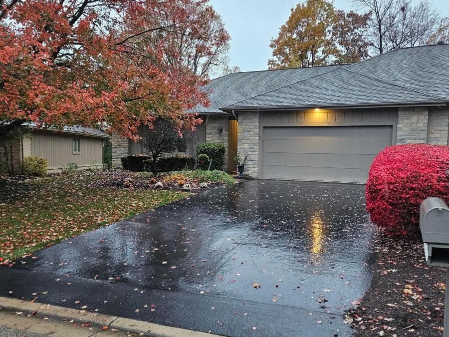 9366 Muirkirk Drive , Dublin, OH 43017 Photo 1