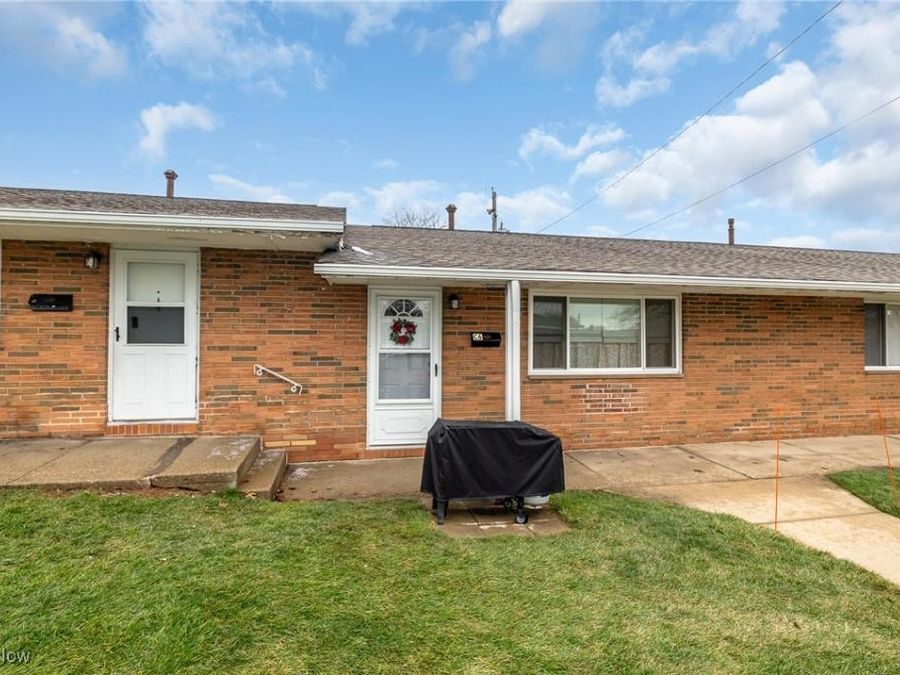 21896 River Oaks Drive , Rocky River, OH 44116 Photo 1