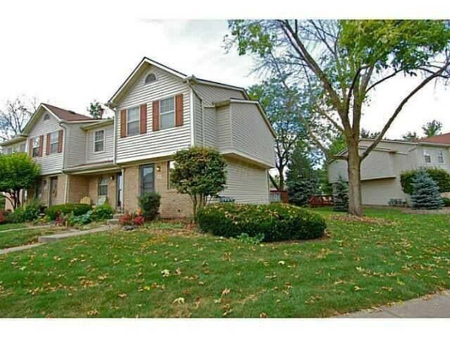 525 Foxtrail Circle E, Unit 24, Westerville, OH 43081 Photo 1