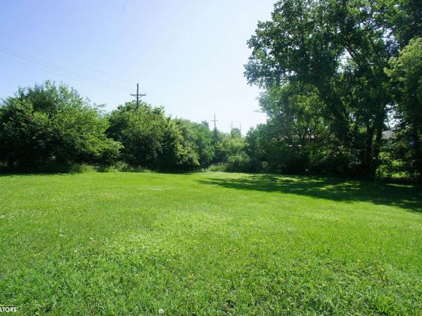 Wall Street, Webster City, IA 50595