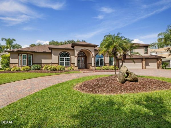 12 Minnow Drive, Ormond Beach, FL 32174