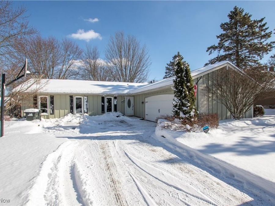 991 Sugar Maple Lane, Brunswick, OH 44212 Photo 1