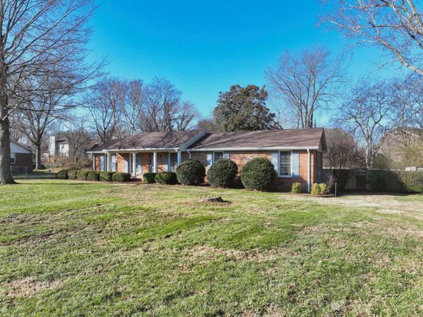 813 Ronald Dr , Franklin, TN 37064