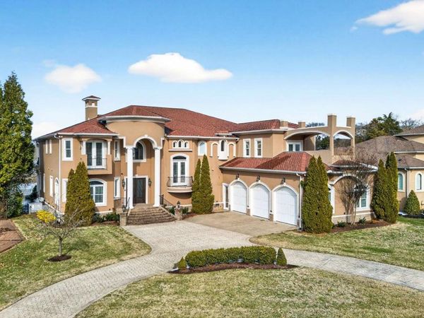 17 Harbor Cove Dr , Old Hickory, TN 37138