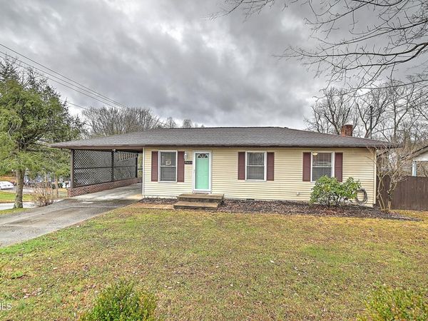 2001 Indian Ridge Road, Johnson City, TN 37604