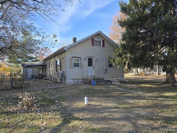 622 Francis Street , Gillespie, IL 62033