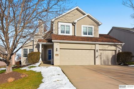 16404 Ames Avenue , Omaha, NE 68116
