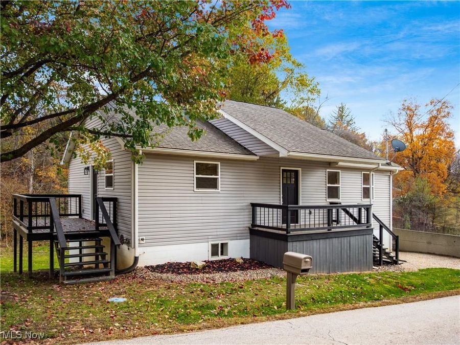 2425 S Pleasant Grove Road , Zanesville, OH 43701 Photo 1