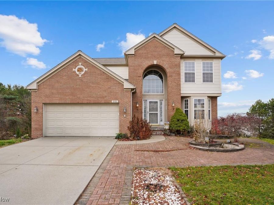 2188 Duxbury , Stow, OH 44224 Photo 1