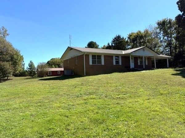 2345 Highway 190 , Mc Kenzie, TN 38201
