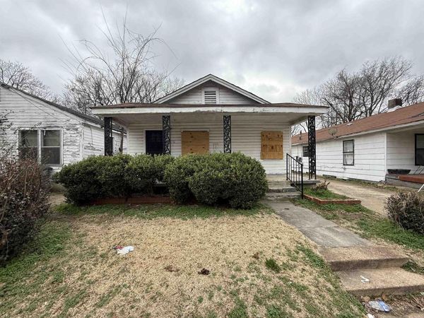 2237 MARBLE AVE, Memphis, TN 38108