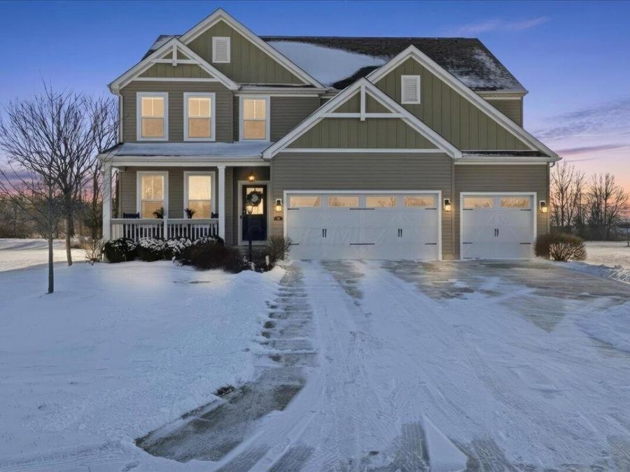 112 Old Bay Loop , Pataskala, OH 43062 Photo 1