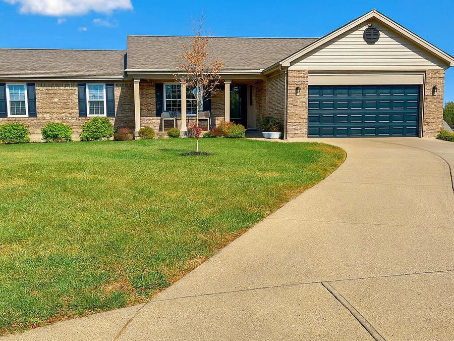 2318 Summerset Circle, Florence, KY 41042 Photo 1
