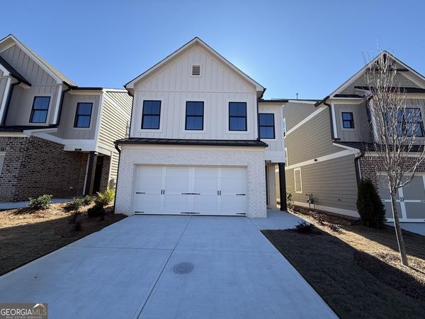 935 Crestmanor Drive, Marietta, GA 30008