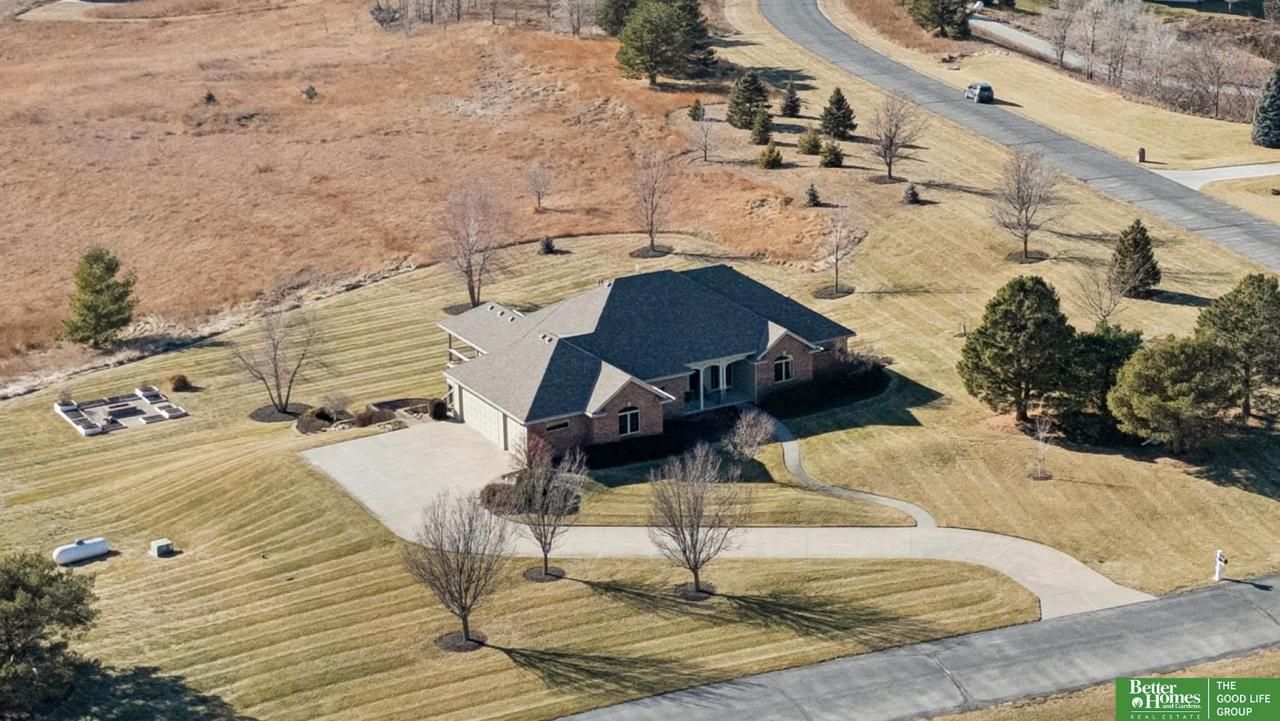 10216 S 233rd Circle , Gretna, NE 68028