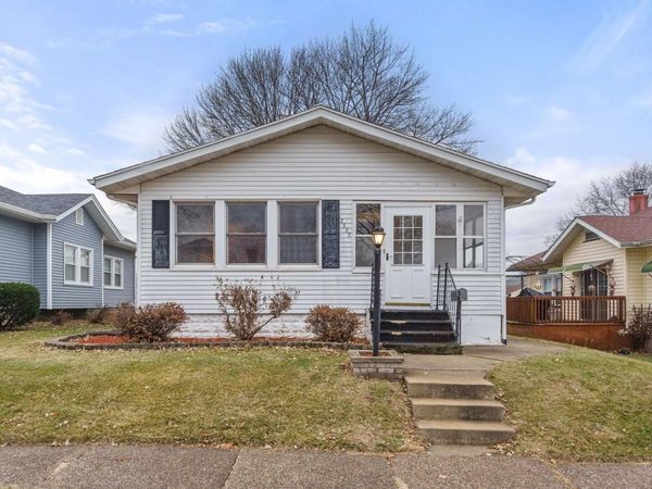 2327 6th Street, Moline, IL 61265