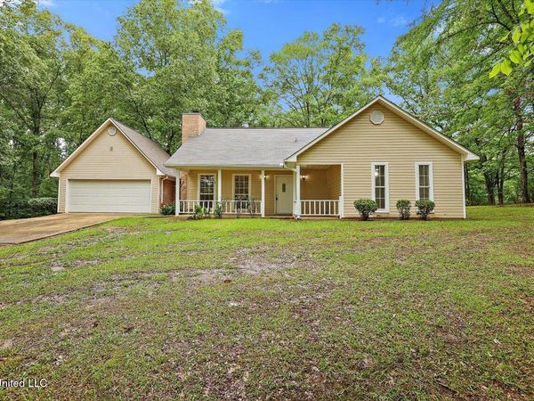 1554 Orchard Wood Road, Terry, MS 39170