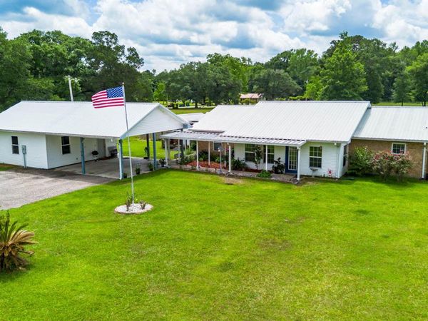 11192 Willie Lee Road, Picayune, MS 39466