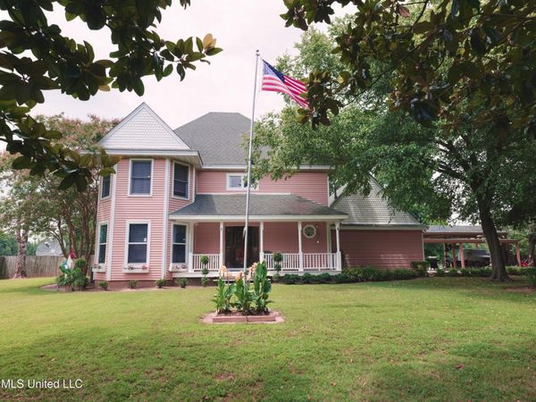 5730 Stateline Road, Walls, MS 38680