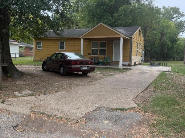 1114 Helen Street, Greenville, MS 38703